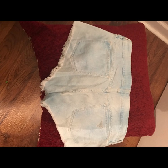 Shorts - Picture 3 of 3